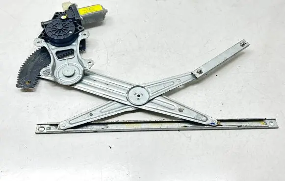 Nissan Note (E12) Front door window regulator with motor 3036926A 0P53132A