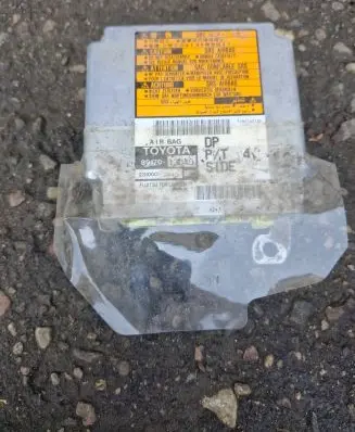 Toyota Corolla Verso E121 Airbag control unit/module