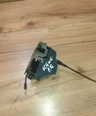 Renault Scenic II - Grand scenic II Front door lock