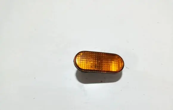 Volkswagen PASSAT B4 Front fender indicator light 3a0949117a 858049
