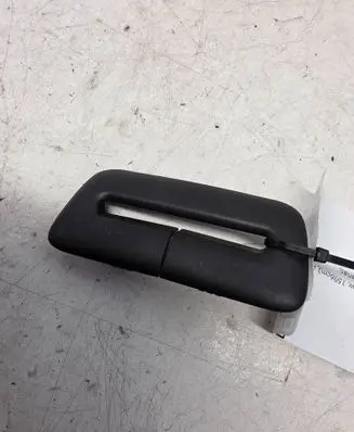 Volvo S60 Seat belt trim 6064196