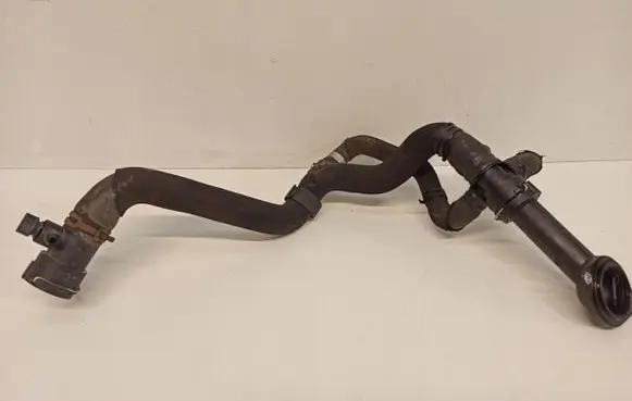 Audi A4 S4 B8 8K Engine coolant pipe/hose 8K0121049L
