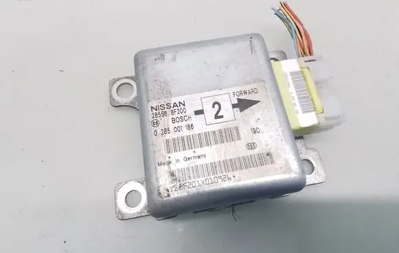 Nissan Terrano Airbag control unit/module 285568F200
