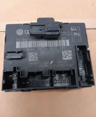Audi A5 8T 8F Door control unit/module 8T0959793N
