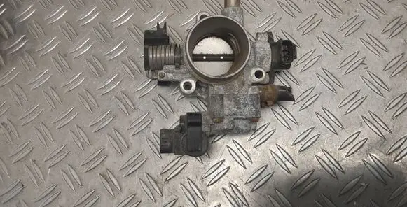 Toyota Corolla E120 E130 Throttle valve 8945202040