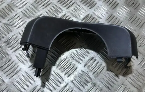 Renault Megane II Steering wheel column trim 8200079129