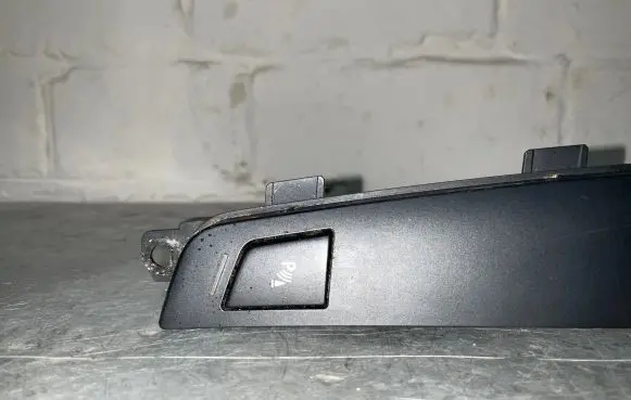 BMW 5 F10 F11 Parking (PDC) sensor switch 9202927