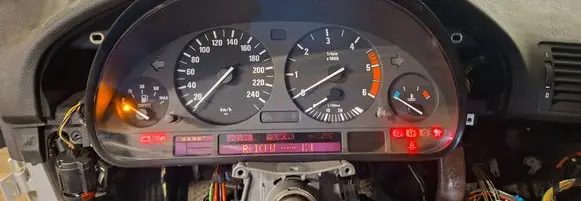 BMW 5 E39 Speedometer (instrument cluster) 62116906998 6906998 110008784