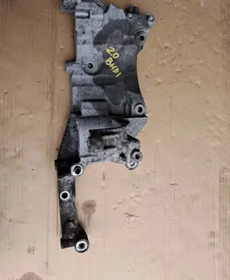 Peugeot 508 Generator/alternator bracket 9804333180
