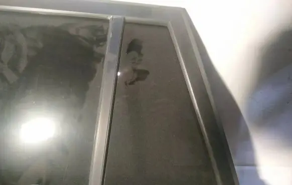 Suzuki Grand Vitara II Rear vent window glass as2