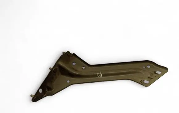 Audi Q5 SQ5 Fender mounting bracket 8R0821136