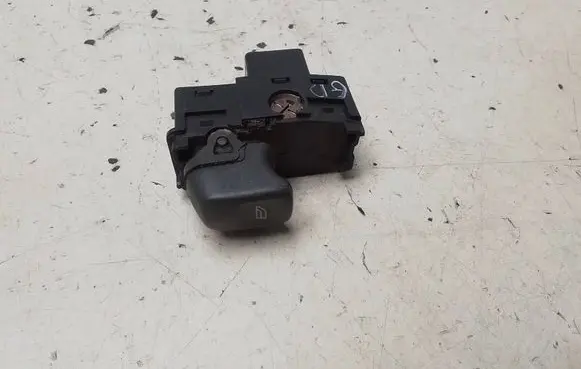 Volvo S60 Electric window control switch 9472275
