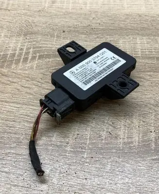 Mercedes-Benz A W176 Tire pressure control unit 0009003704Q01