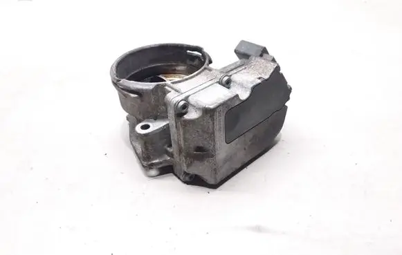 Volkswagen Golf V Throttle valve 03G128063C