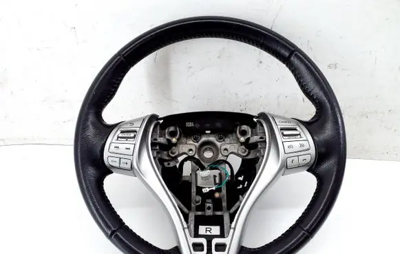 Nissan X-Trail T32 Steering wheel