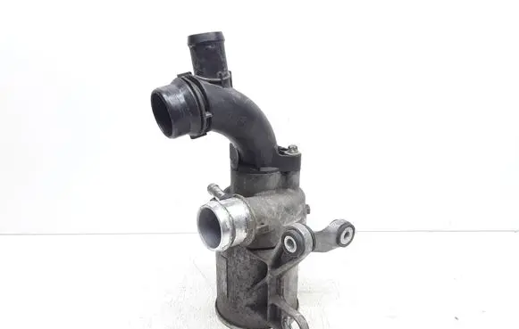 Mercedes-Benz C W205 Water pump A2742000207