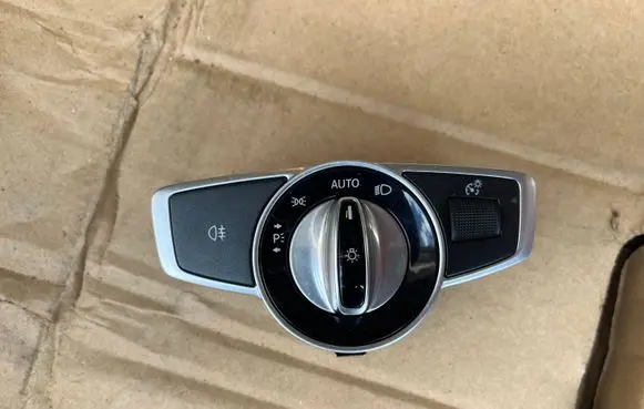 Mercedes-Benz C W205 Light switch A2059057007