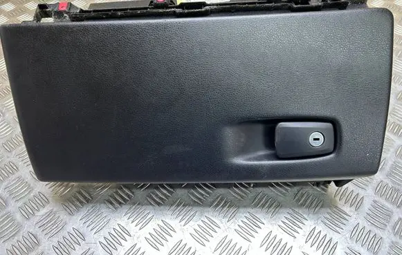 BMW X5 F15 Glove box 1175788X T0507114