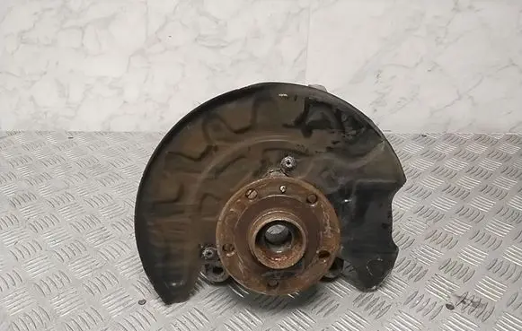 Volkswagen Touran III Front wheel hub 5Q0407257A
