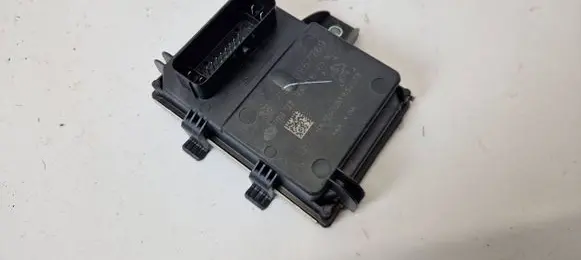 Saab 9-4X Fuel injection pump control unit/module 20867260