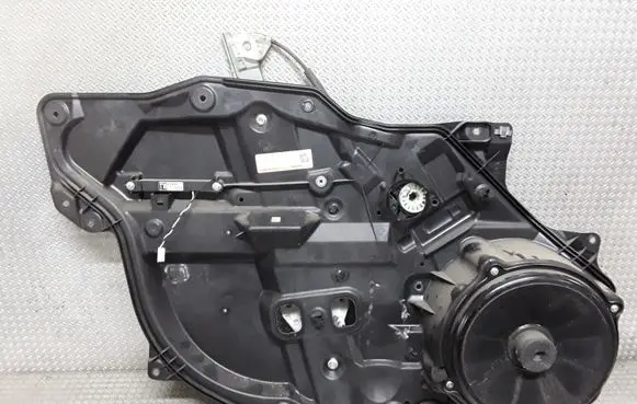 Mazda CX-7 Front window lifting mechanism without motor EG225997XE