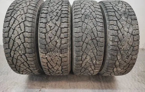 Toyota Proace R16 C winter/snow tires with studs