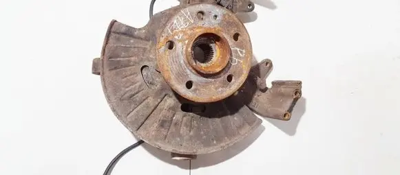 Mercedes-Benz ML W163 Front wheel hub 361021