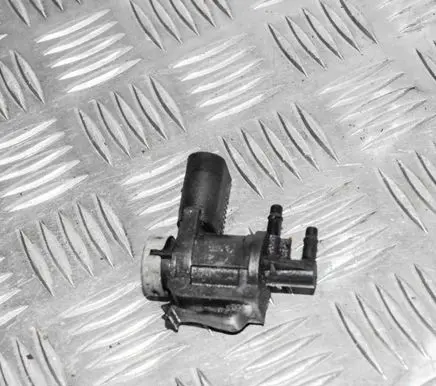 Volkswagen PASSAT B6 Turbo solenoid valve 1K0906283A
