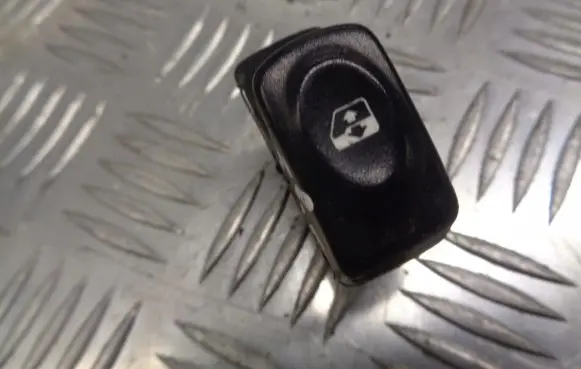 Renault Thalia I Quarter vent window switch 430000K