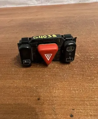 Mercedes-Benz E W210 Hazard light switch 2108208010 D4039