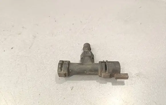 Volkswagen Touran I Clutch pipe/line 1J0721468B