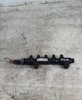 Ford Focus C-MAX Fuel main line pipe 9654592680 0517012632203 15735383