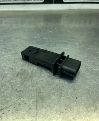 Mercedes-Benz E W211 Mass air flow meter A6420940148