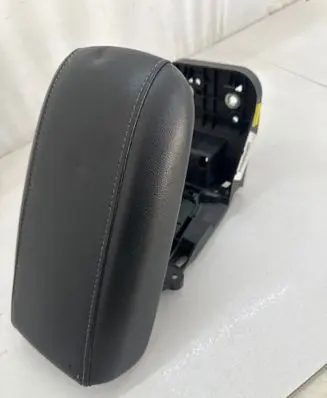 Volvo V40 Armrest 31448087