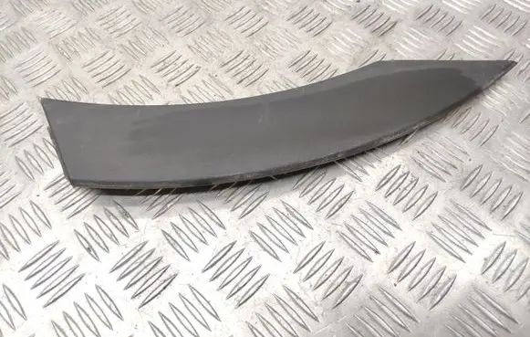Hyundai Santa Fe Rear arch trim 877422W000