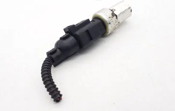 Volkswagen PASSAT CC Air conditioning (A/C) pressure sensor 1K0959126A
