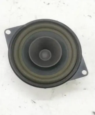 Nissan Primastar Front door high frequency speaker