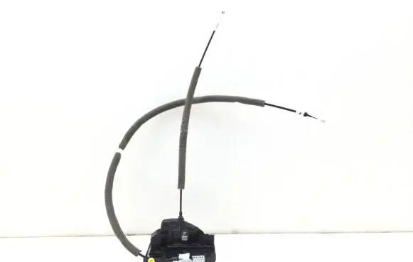 Nissan Qashqai Front door lock