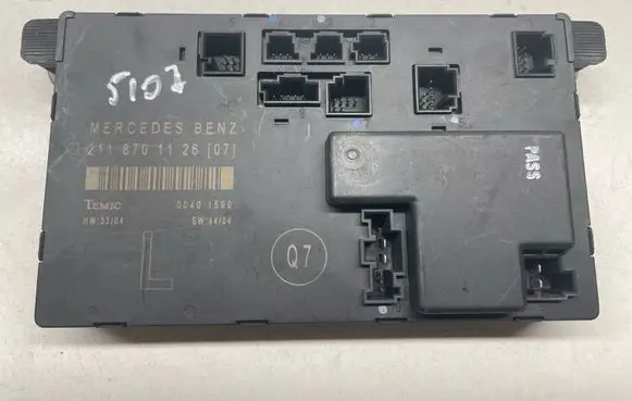 Mercedes-Benz E W211 Door control unit/module A2118701126 2118701126