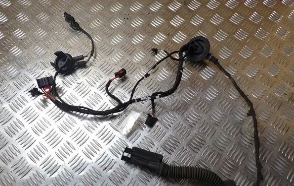 Audi A4 S4 B8 8K Rear door wiring loom 4L0971841