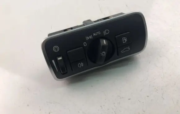 Volvo V60 Light switch 30739448