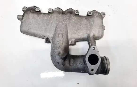 Volkswagen PASSAT B5 Intake manifold 028129713K