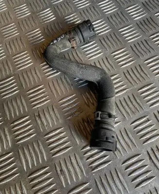 Audi A5 8T 8F Engine coolant pipe/hose 3B0122291B