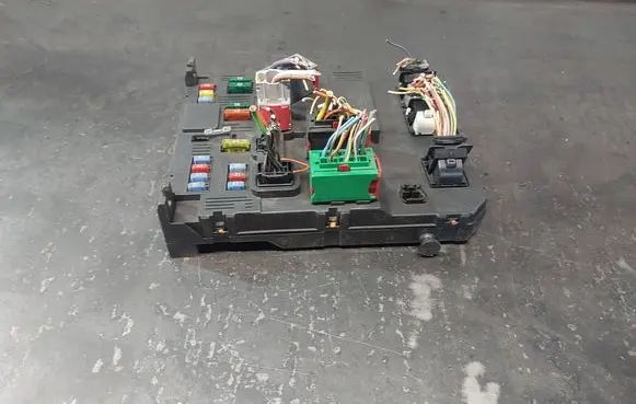 Peugeot Partner Comfort/convenience module 9657999780 S118085220F