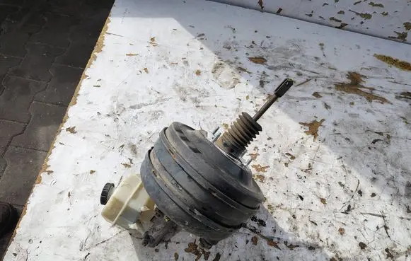 Mercedes-Benz Sprinter W906 Brake booster A9064301008