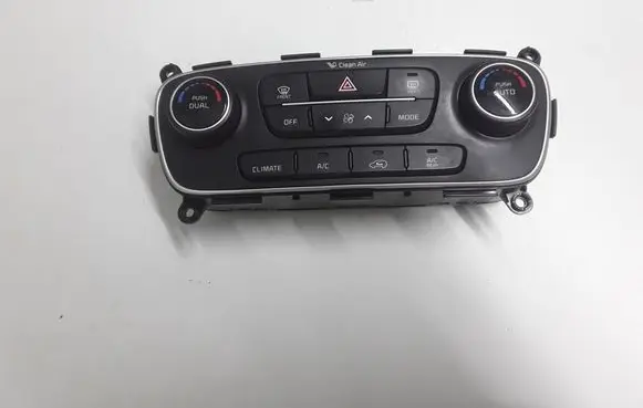 KIA Sorento Air conditioner control unit module 972502P875