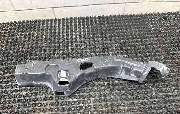 Chevrolet Captiva Front bumper mounting bracket 94551945