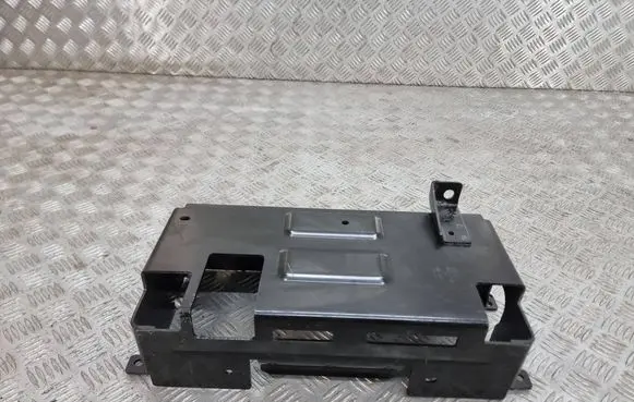 Audi SQ7 Hybrid/electric vehicle battery bracket 4m0915399d