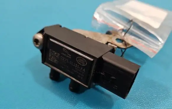 Jaguar XE Exhaust gas pressure sensor GX735L200AA IMPRK1546745