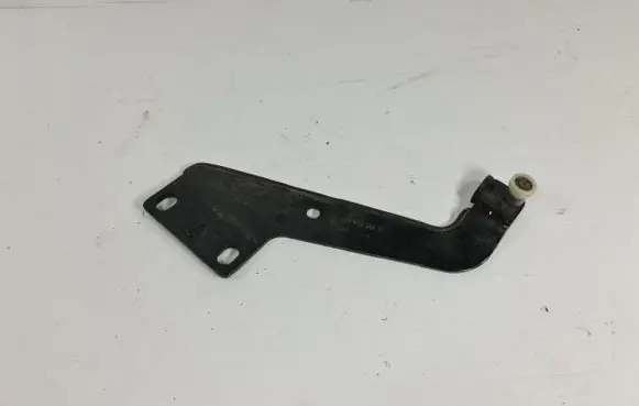 Volkswagen Sharan Rear door lower hinge